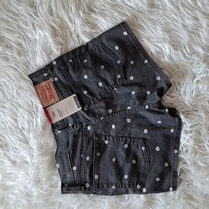 Levi's high-rise shorts NEW size 30